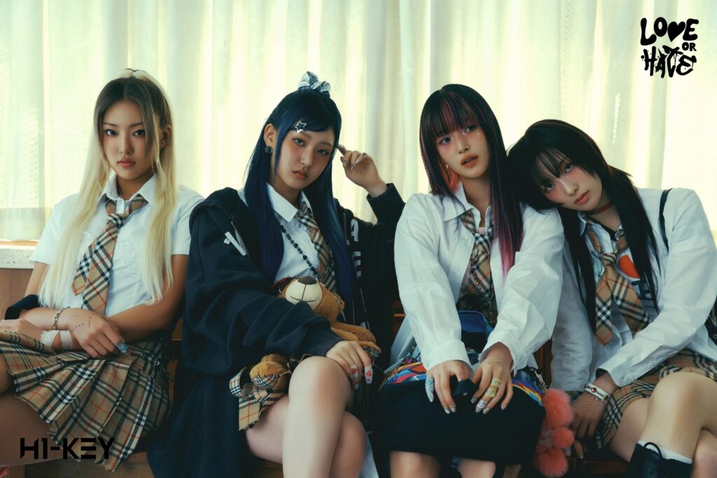 LOVE or HATE Promotional Photoshoot. Left to right: Yel, Hwiseo, Seoi, Riina